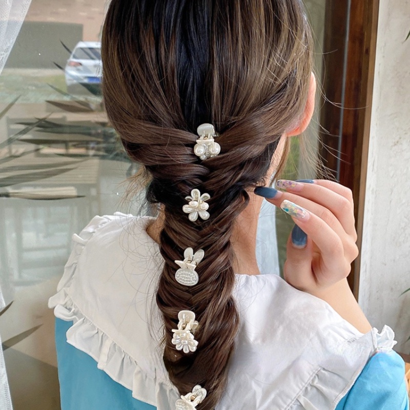 Kẹp Tóc Hoa Đính Ngọc Trai Phong Cách Hàn Quốc