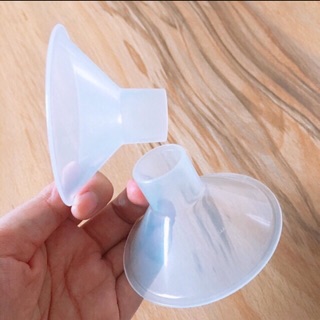 Phễu dời dành cho máy medela size 17-19-21, hàng sẵn