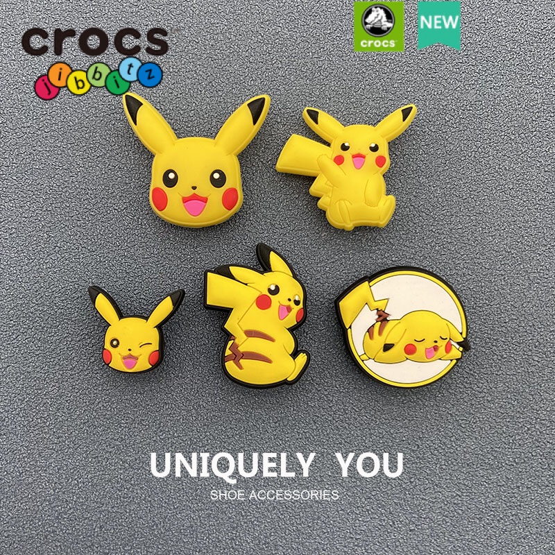 Dép crocs / jibbitz charms Họa Tiết Hoạt Hình Pikachu Thời Trang Trang Trí