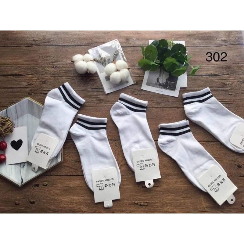 CTV em đang bán 110k--GIÁ Sỉ nha khách⭐️ Combo 10 đôi tất thể thao nữ sọc đen trắng