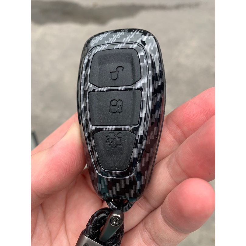 Ốp Chìa Khóa Carbon Xe Ecosport 2014-2015 2016 2017 - kèm móc treo chắc chắn, bảo vệ chìa khóa xe toàn diện