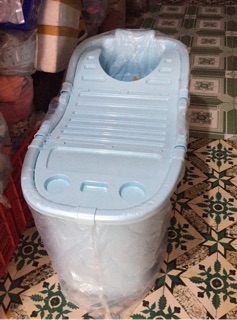 Bồn tắm người lớn