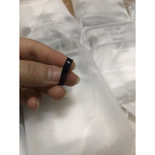 Chun buộc tóc màu đen