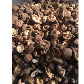 Nấm hương loại 500g giá 140k