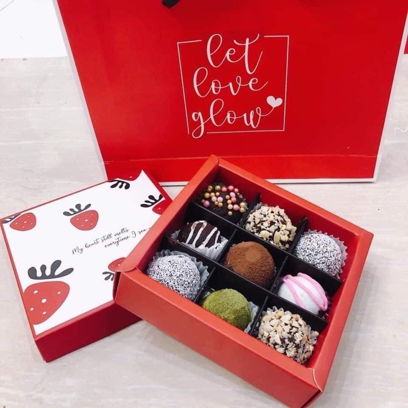 Socola truffle valentine giá rẻ Hộp sang chảnh kèm túi thiệp