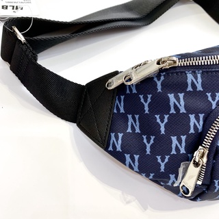 Túi MLB MONOGRAM HIP SACK NEW YORK YANKEES Authentic - 2145