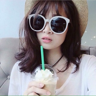 Kính mắt mèo
