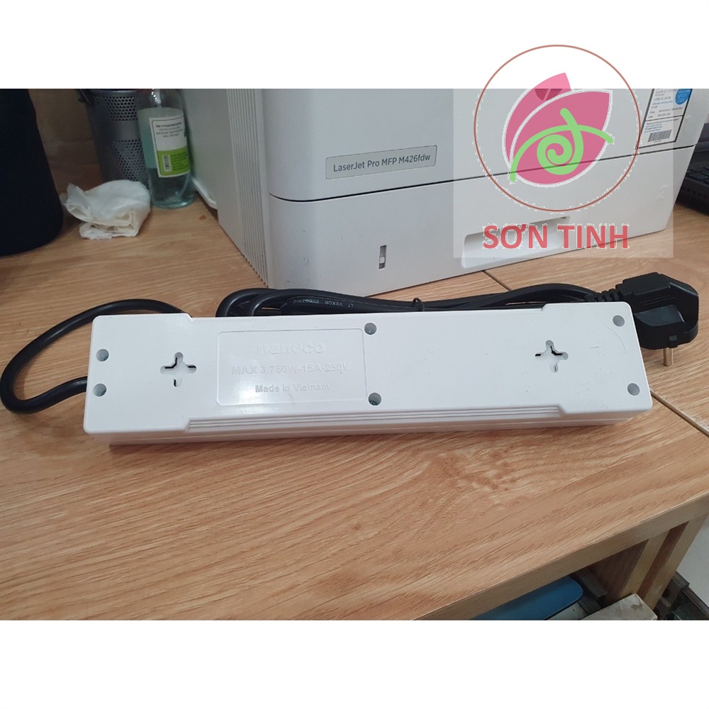 Ổ cắm có dây nối dài, 5 ổ cắm 2 chấu và 1 công tắc Nanoco NES5215-3