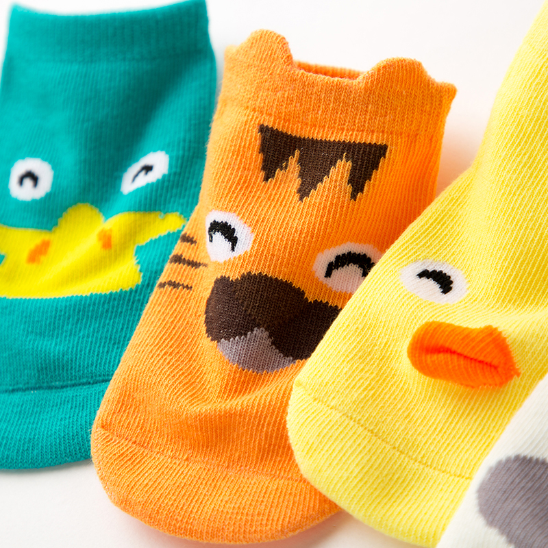 Vớ chống trượt KIDSOCK in họa tiết hình thú hoạt hình dễ thương cho bé