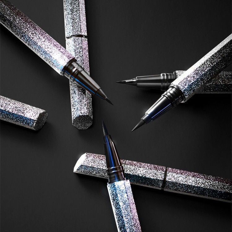 Bút Kẻ Mắt Dạng Lỏng Màu Đen Chống Thấm Nước Lâu Trôi