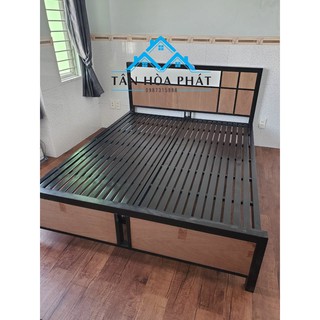 Giường sắt kết hợp gỗ kích thước 1m8x2m, sắt hộp cap cấp dễ tháo ráp di chuyển, sơn tĩnh điện bền đẹp