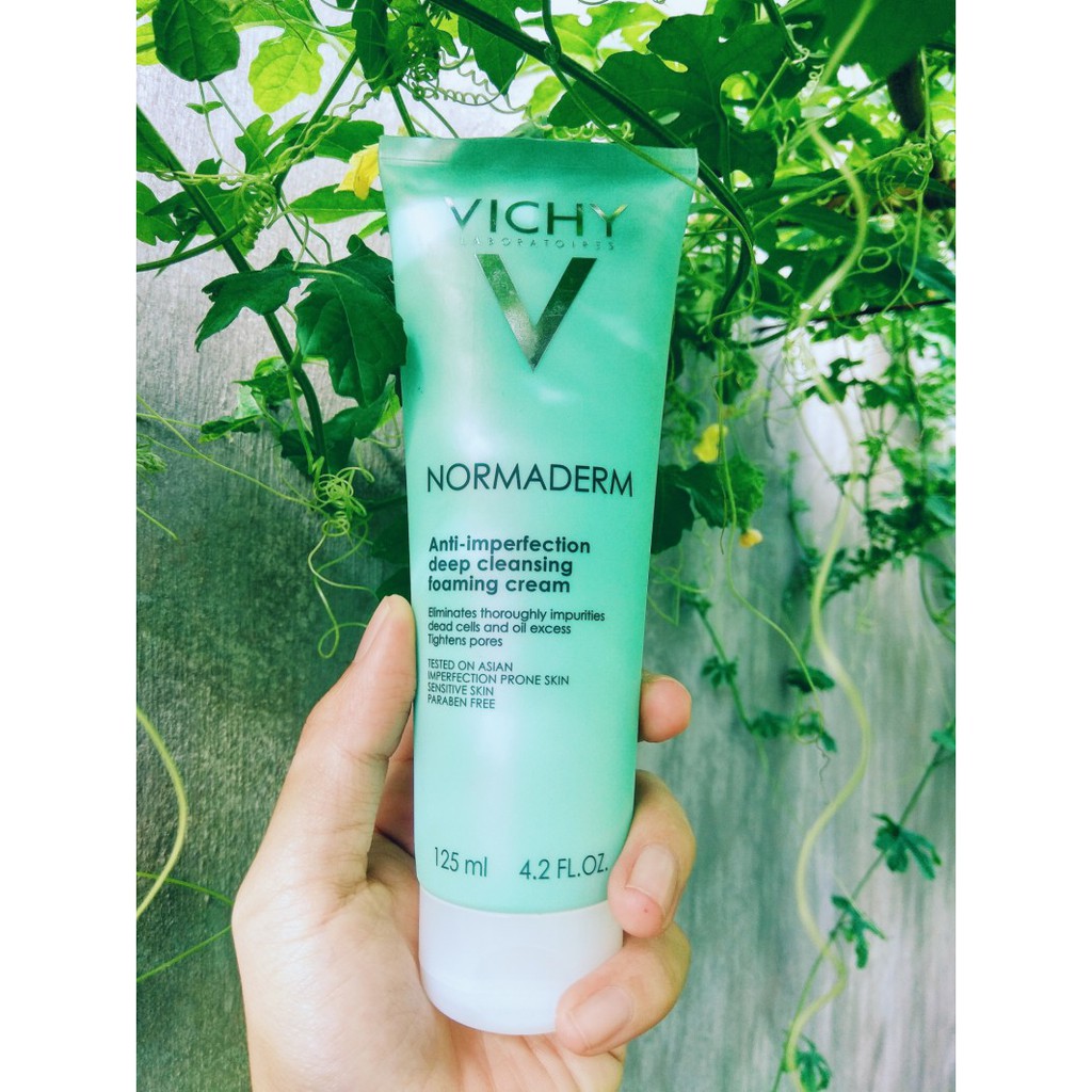 VICHY -SỮA RỬA MẶT NGĂN NGỪA MỤN SE KHÍT LỖ CHÂN LÔNG - NORMADERM ANTI 125ML