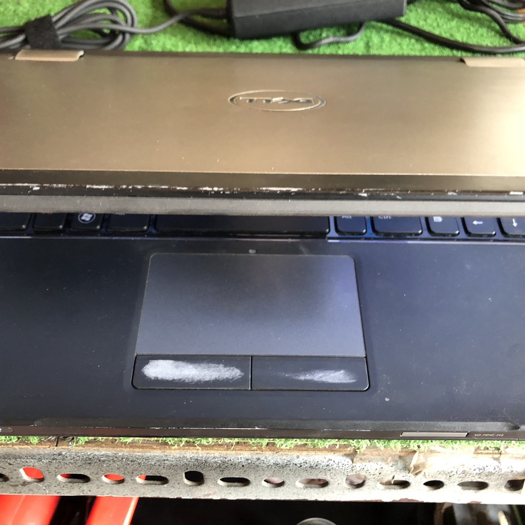 Laptop Dell VOSTRO core i53230M Ram 4GB ổ cứng 500GB HDD.