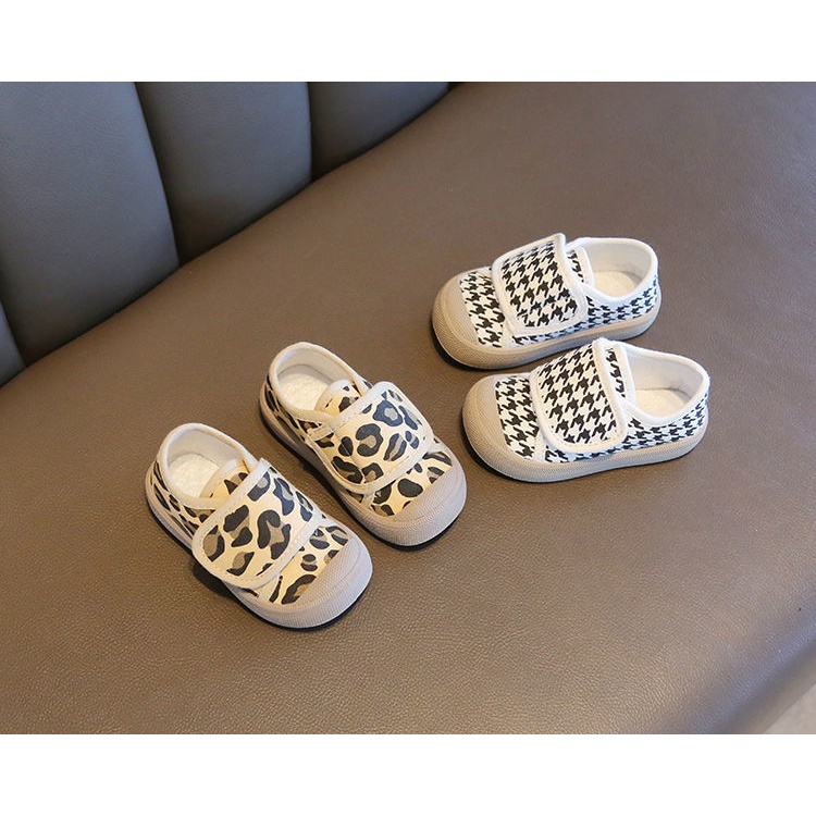 Giày sneaker vải canvas chống trượt cho bé từ 1-6 tuổi