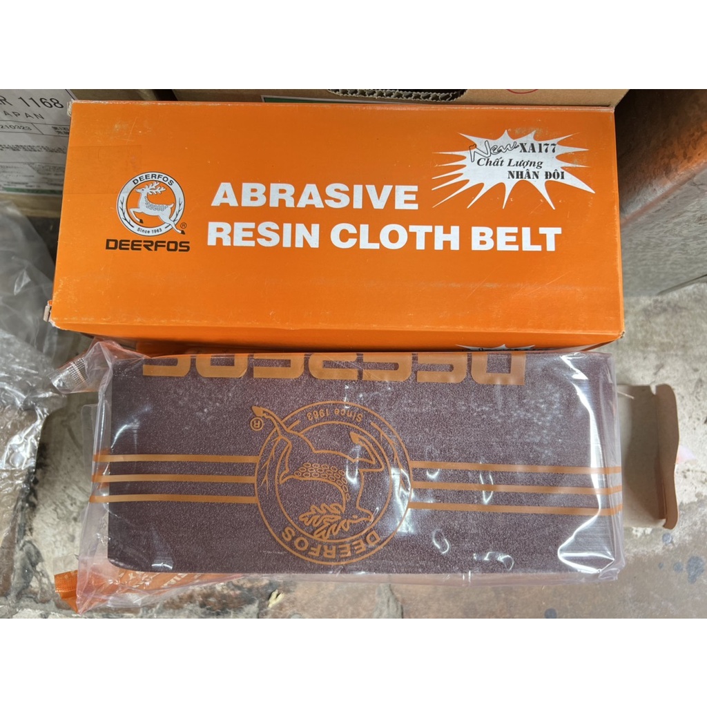 1 hộp Giấy ráp vòng hiệu Con Nai chà nhám đánh bóng kim loại, gỗ