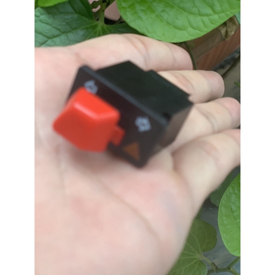 Công Tắc Xi Nhan Tích Hợp Khẩn Cấp Harzard Cỡ 30 mm Cho Vario, SH, Winner, Winner X, Wave , PCX