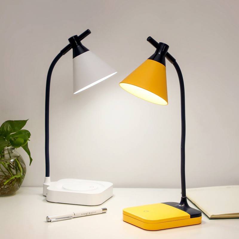 Đèn LED để bàn tích điện phong cách hiện đại, dùng đọc sách rất đẹp, dùng làm đèn Decor và có 3 chế độ sáng