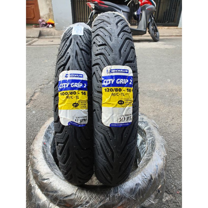 Vỏ lốp xe Michelin City Grip 2 hàng Châu Âu (Serbia). Bánh sau 120/80-16 cho SH125 150.