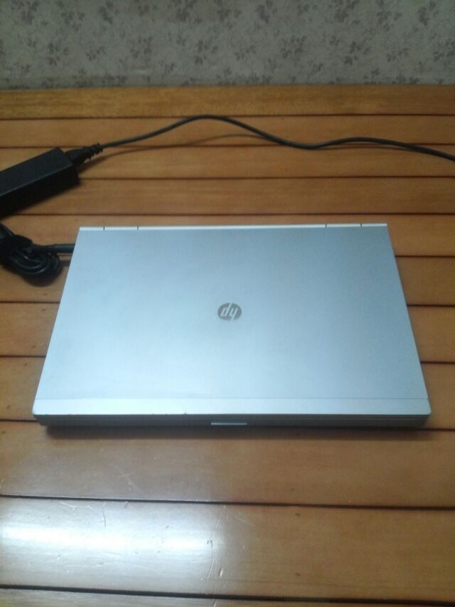 Laptop Hp 8460p (tặng windows và office bản quyền+ tặng chuột hoặc tặng cặp)