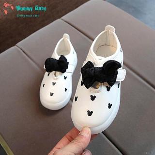 Giày thể thao đế có đèn LED cho bé gái