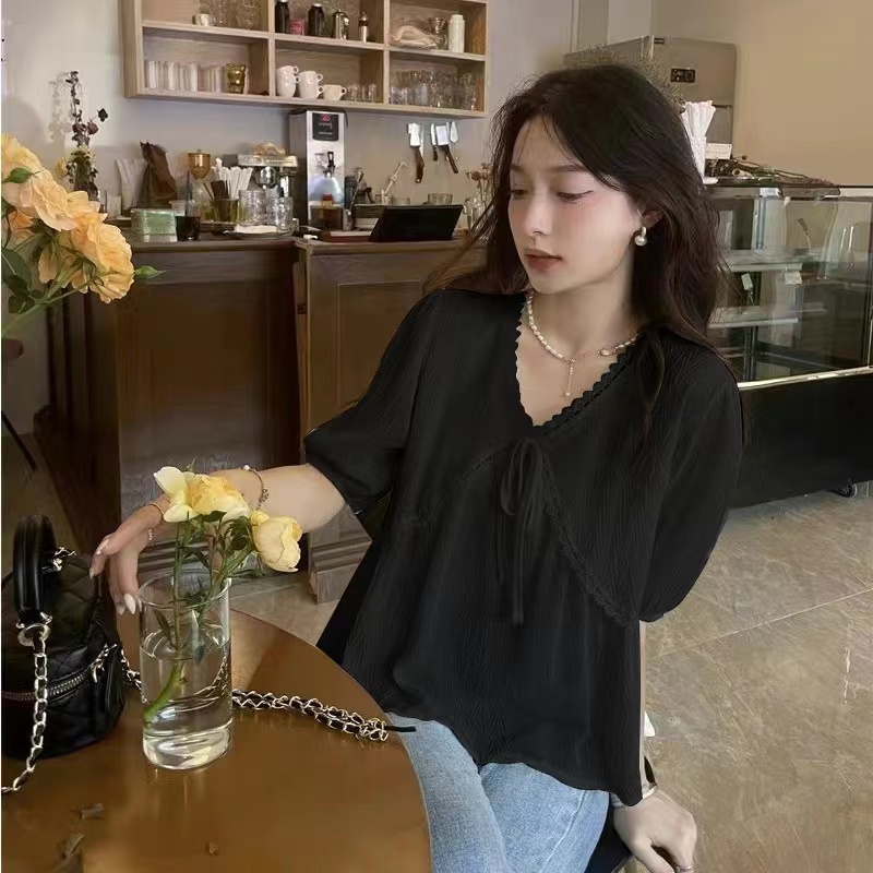 Áo chiffon BH nữ tay ngắn cổ chữ V có diềm xếp nếp mùa hè mới