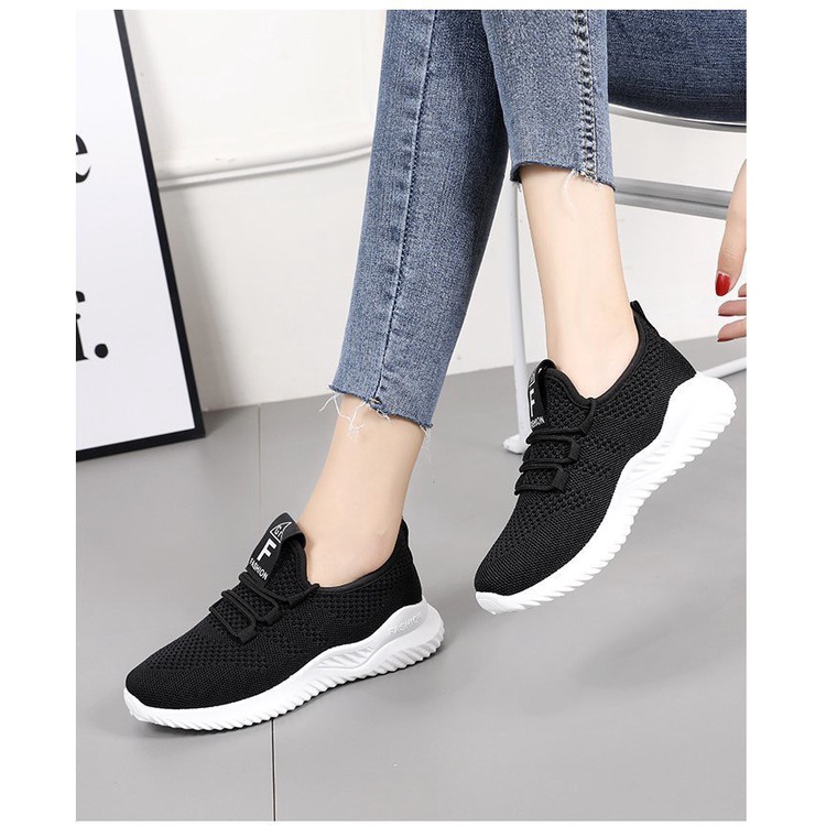 Giày thể thao nữ Fashion đế nhẹ êm chân siêu xinh giá tôt | BigBuy360 - bigbuy360.vn