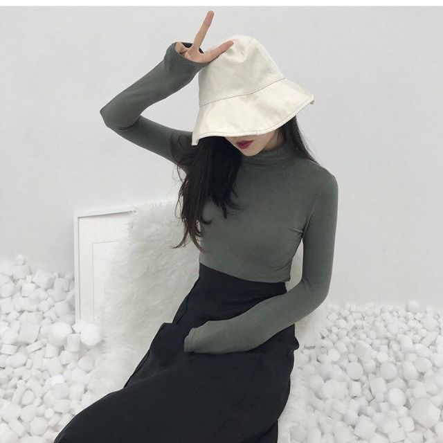 Áo thun cổ lọ tay dài ôm body