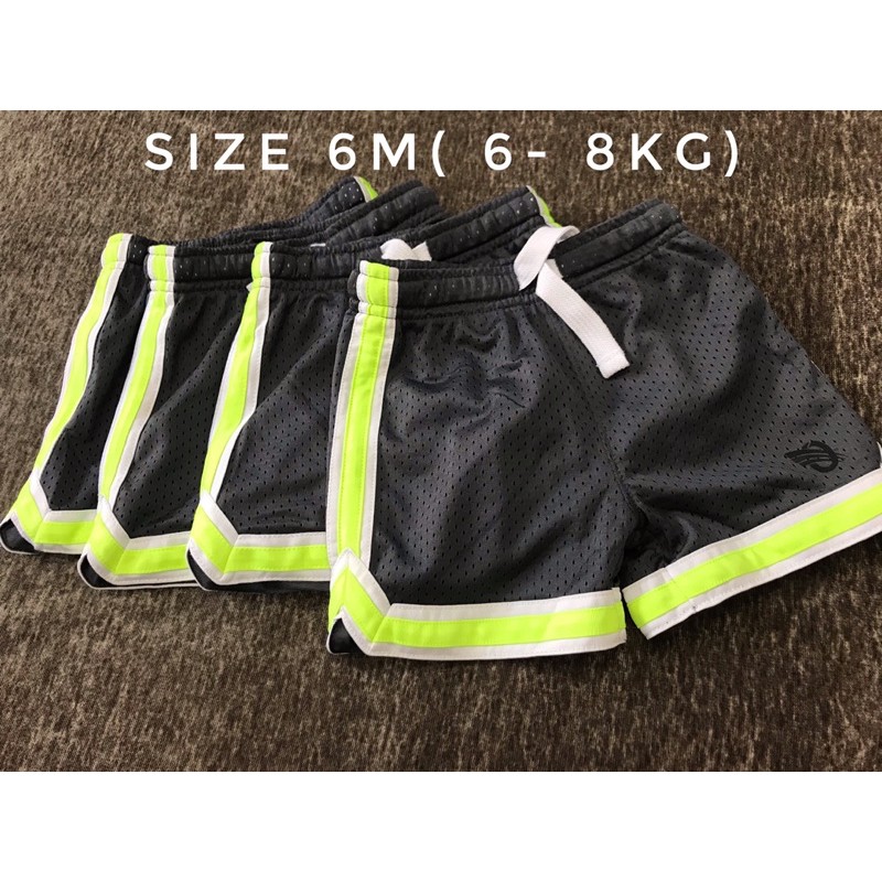 SHORT OSKOSH CÒN SIZE SƠ SINH