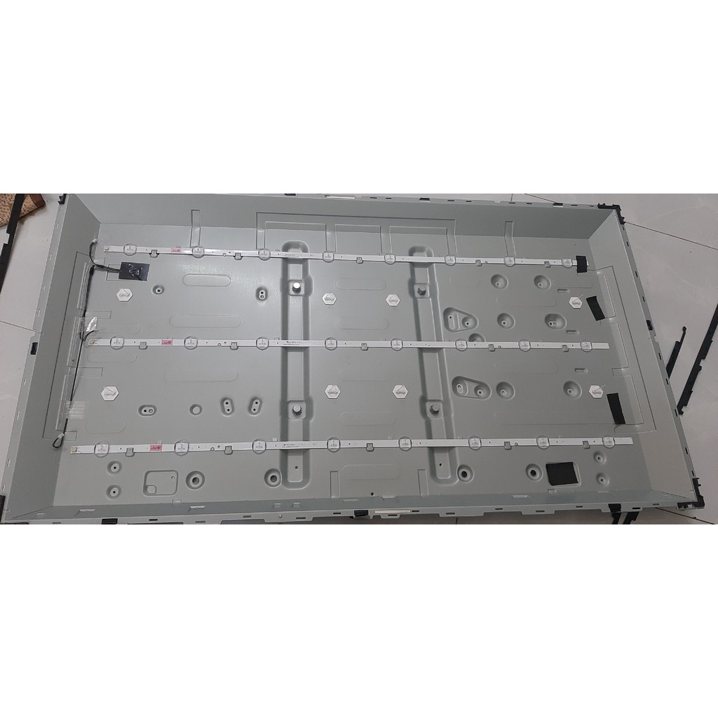 Samsung 40J5200 - Bộ 3 Thanh 8 Led 3v 774mm cho Tivi Samsung UA40J5200AK và các dòng tương tự #XY051