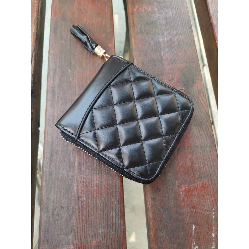 Ví mini da quả trám hoạ tiết trơn tua rua