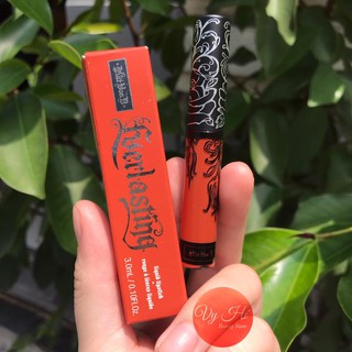 Son kem lì Kat Von D Everlasting liquid