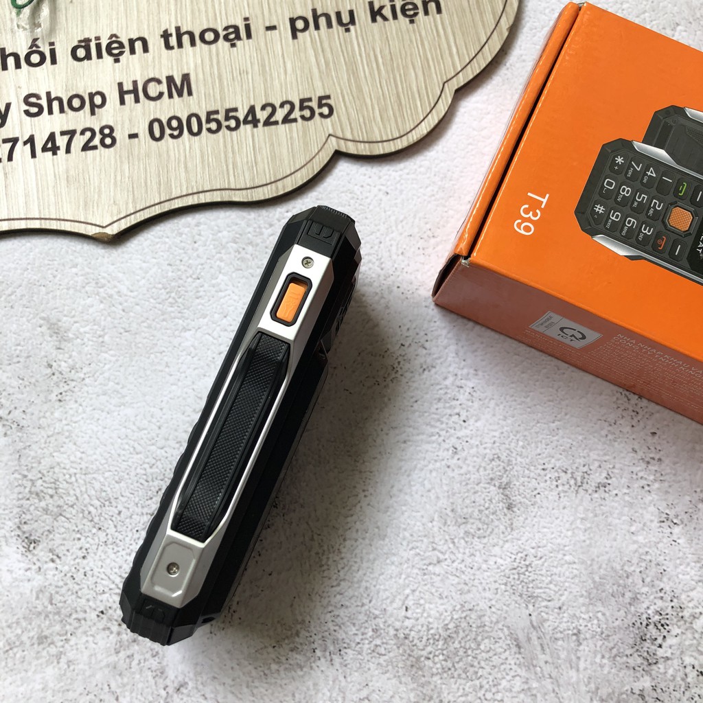 Điện Thoại Pin Trâu Kingreat T39 ( 4500 mAh ) Loa Khủng Đèn Pin Siêu Sáng Kiêm Sạc Dự Phòng SHIP GRAB