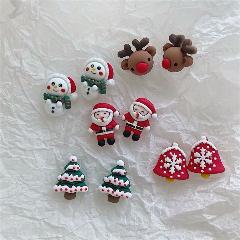 Khuyên kẹp tai bằng nhựa resin hình ông già noel/tuần lộc dễ thương dùng làm quà tặng giáng sinh cho bạn gái