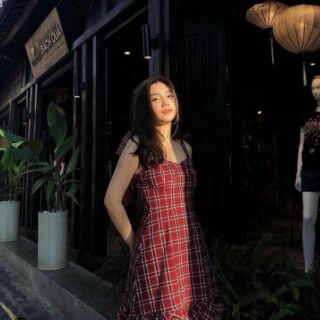 Đầm caro MARIKO đuôi cá thắt dây