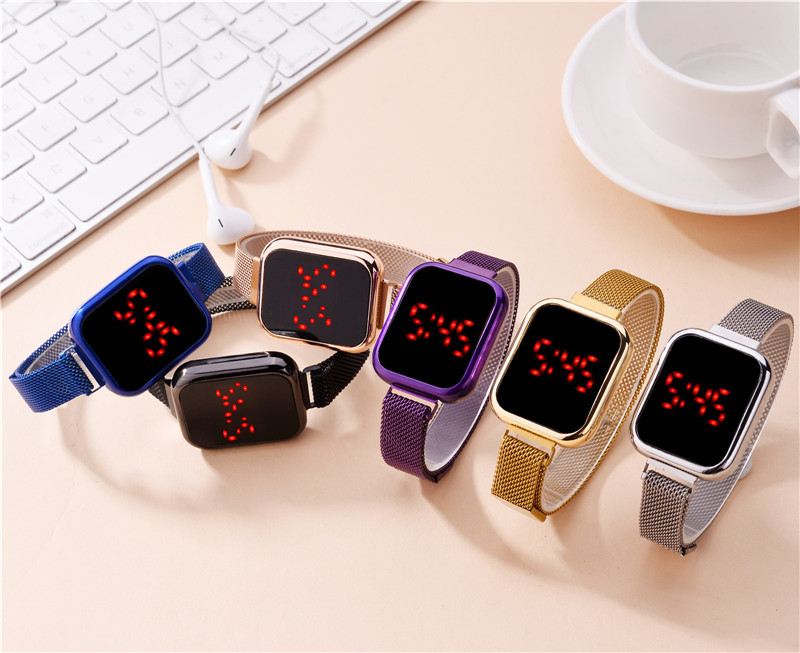 Đồng hồ đeo tay màn hình LED kỹ thuật số dây đeo nam châm thời trang thể thao dành cho bạn nữ | BigBuy360 - bigbuy360.vn