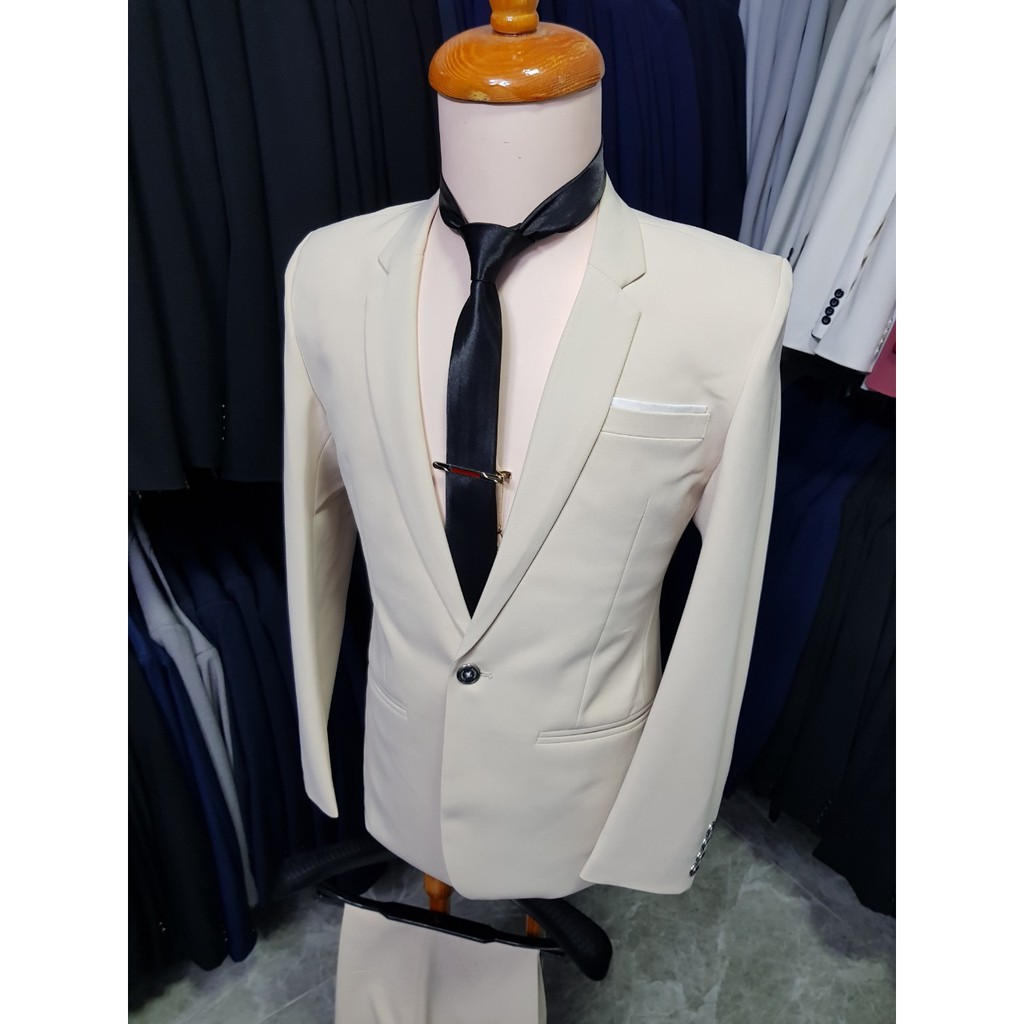 Bộ vest nam ôm body màu kem nhạt chất vải mềm mịn co giãn tặng cà vạt kẹp