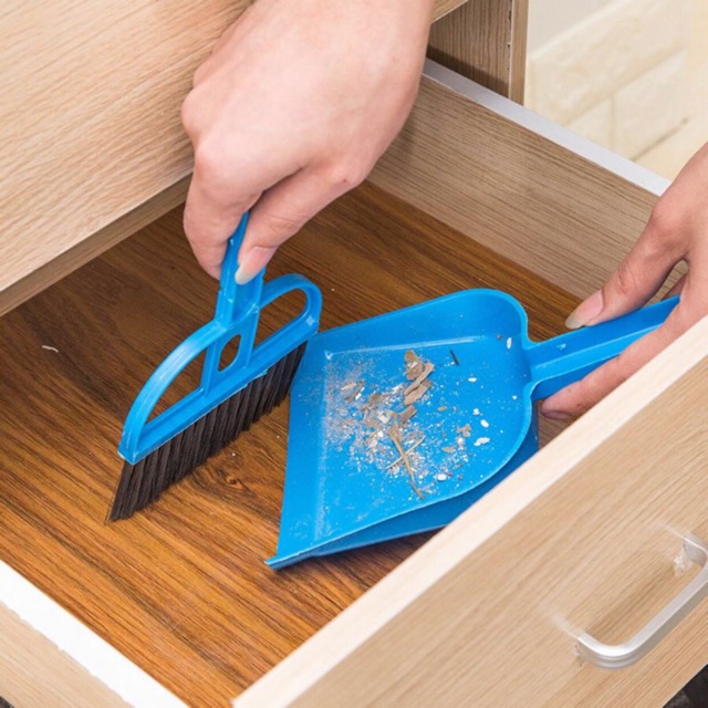 Bộ chổi và xẻng hot rác mini tiện dụng
