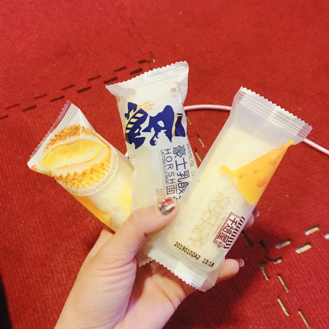 Thùng 2kg Bánh Mix Sale | BigBuy360 - bigbuy360.vn