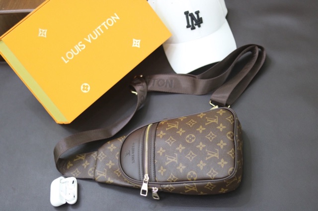 Túi đeo chéo nam khoác chéo hoạ tiết mono hàng cao cấp mới nhất 2020