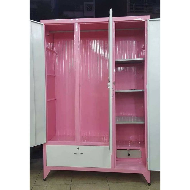 Tủ sắt quần áo dày sơn tĩnh điện 3 cửa 1m2 - 1m8 – TSDT09