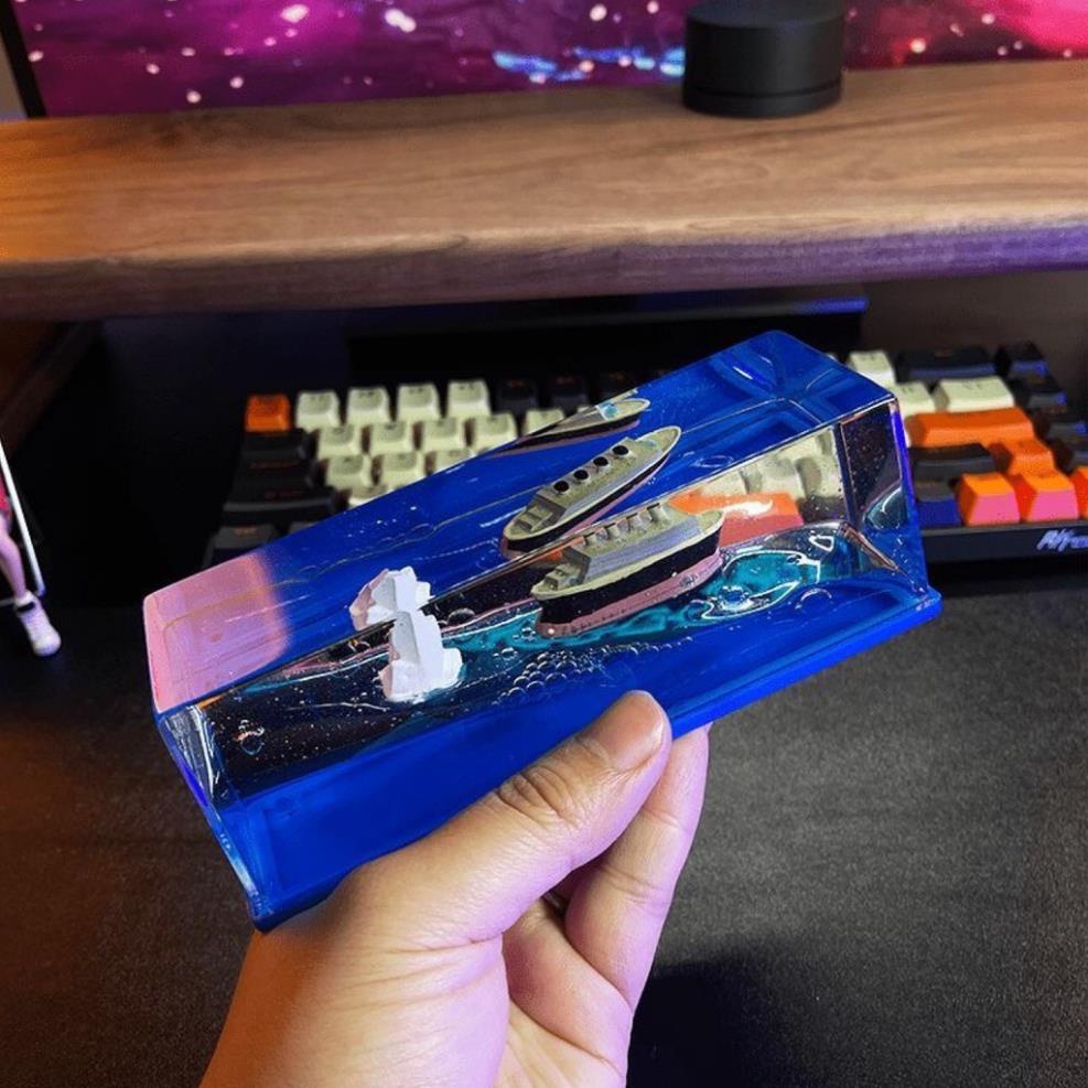 Mô Hình Tàu Titanic Thuyền Buồm Phong Thủy Trang Trí Để Bàn Học Làm Việc Phòng Tiểu Cảnh Máy Tính Xe Ô Tô Hồ