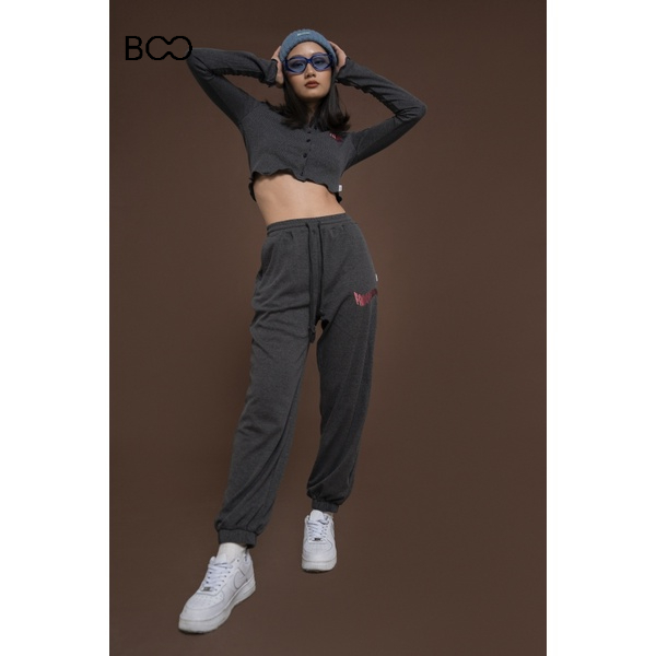 Quần Jogger Nữ BOO Dáng Rộng Chất Vải Thun Gân Thêu Logo FABOOLOUS