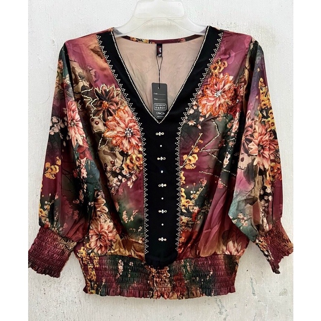 Áo Lụa Nữ Trung Niên Hoạ Tiết Bông Đính Đá Sang Trọng Free Size 50-66kg