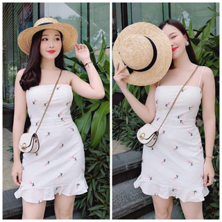 Đầm hai dây thêu hoa