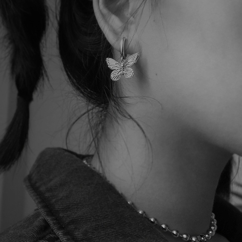 Khuyên tai hình bướm retro thời trang đơn giản dễ phối đồ cho nam 23529