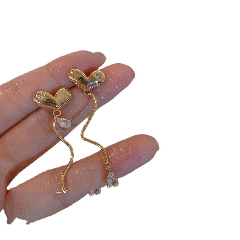 Khuyên Tai Hình Trái Tim Đính Đá Phong Cách Ngọt Ngào Thanh Lịch Cho Nữ