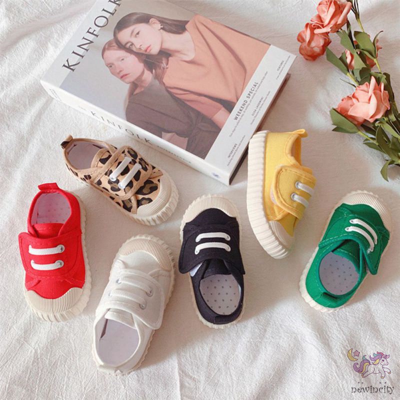 Giày Thể Thao Vải Canvas Đế Mềm Kiểu Cổ Điển Phong Cách Hàn Quốc Cho Bé
