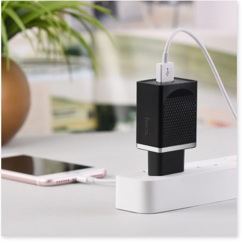 Dock sạc nhanh Hoco C42/C42A QC3.0 USB tương thích rộng cho Smart phone - Table  - SmartShop