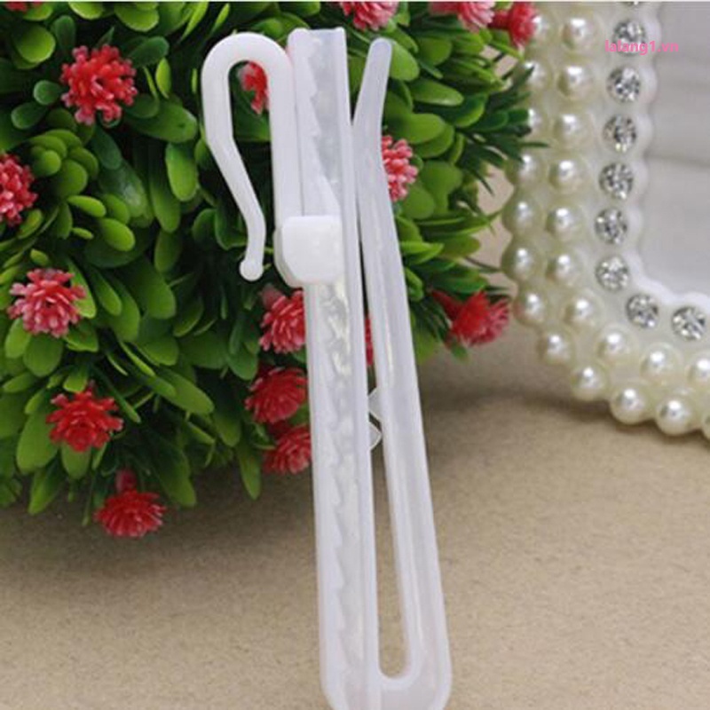 Set 50 móc treo rèm cửa bằng chất liệu nhựa tiện dụng