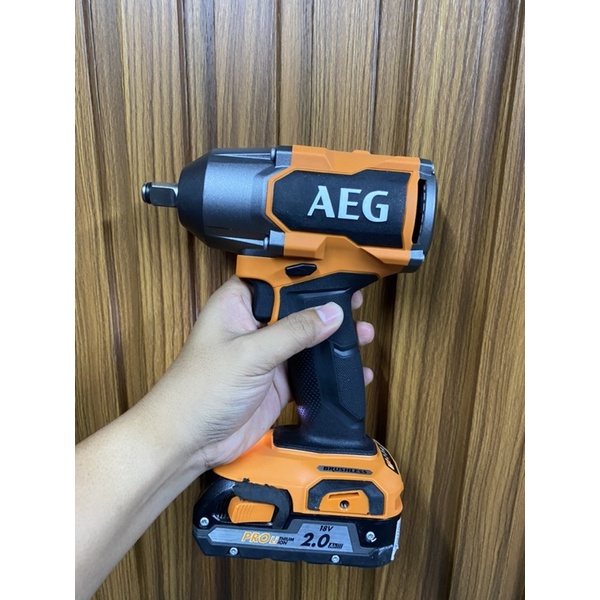 Máy xiết bulong AEG sử dụng pin 18v